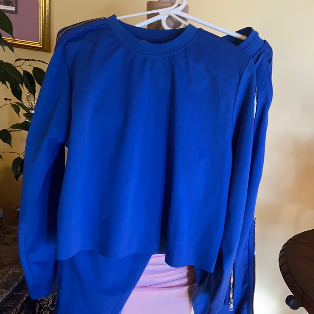 NW been hanging in closet Casual wear or choice